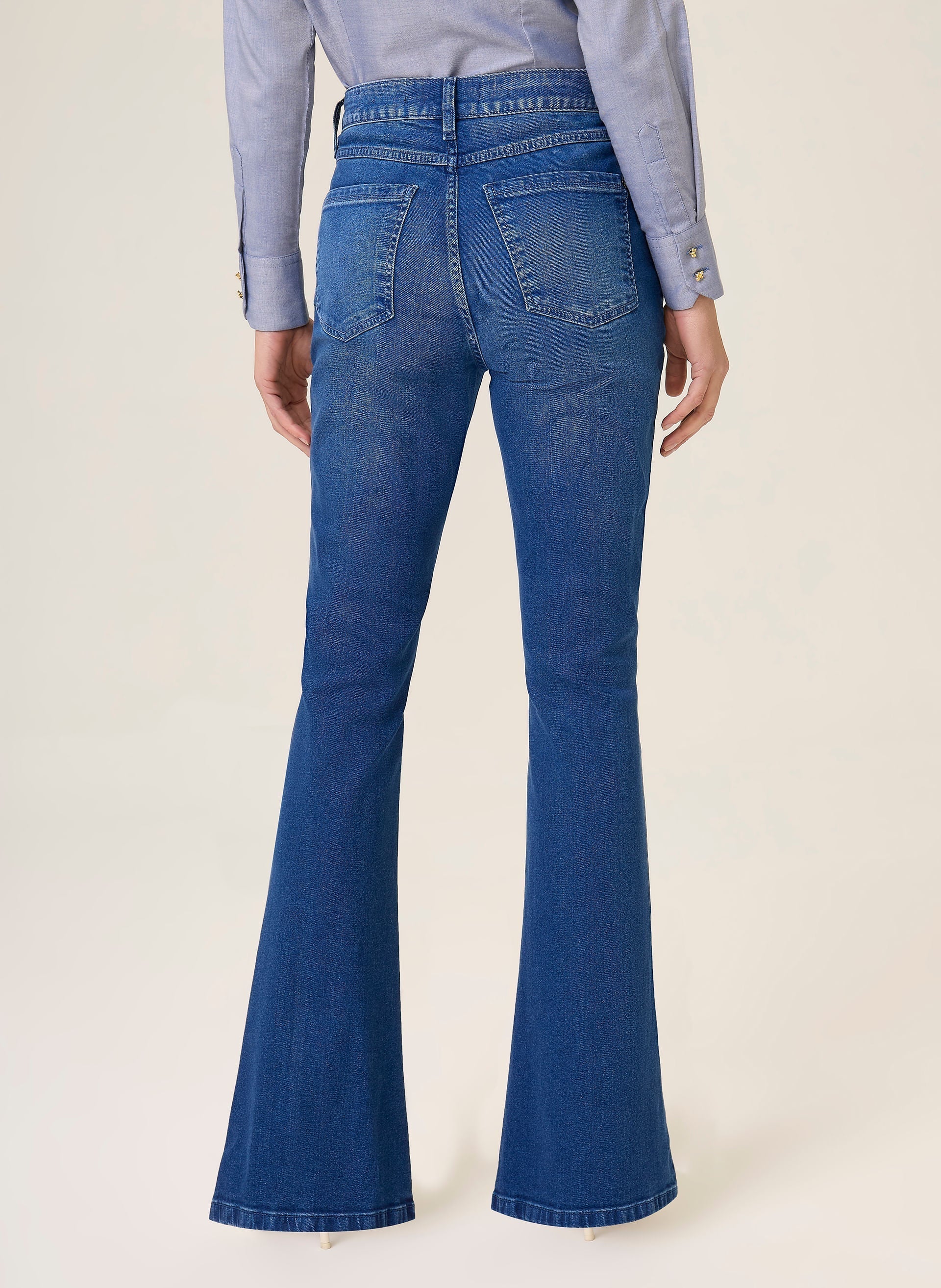 Calça Jeans Flare Feminina Dudalina Azul Jeans Médio Estilo Moderno