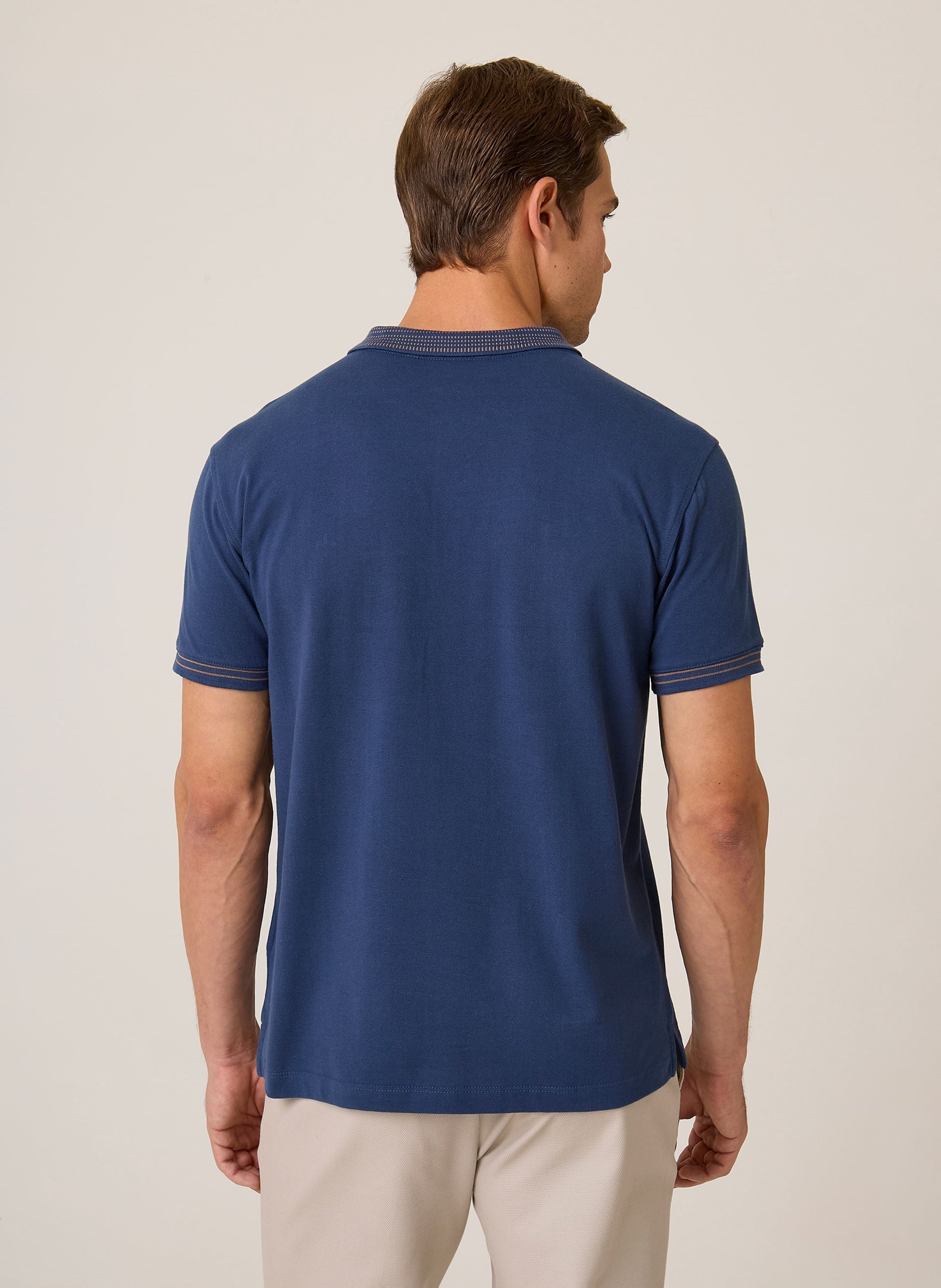 Polo Masculina Regular Fit Piquet com Gola Jacquard Azul Marinho