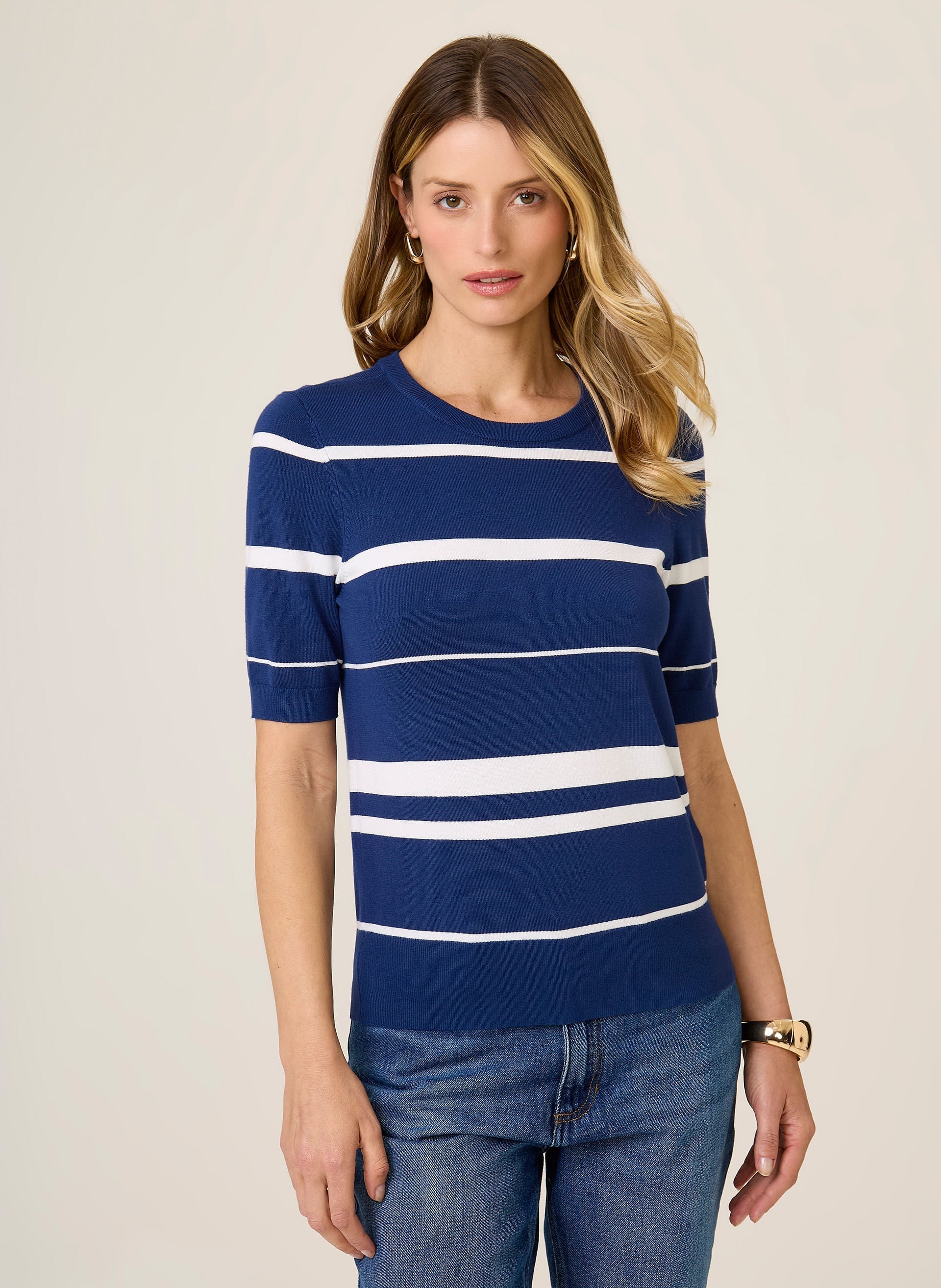 Camiseta Feminina Regular Fit Listras Azul Escuro Confortável