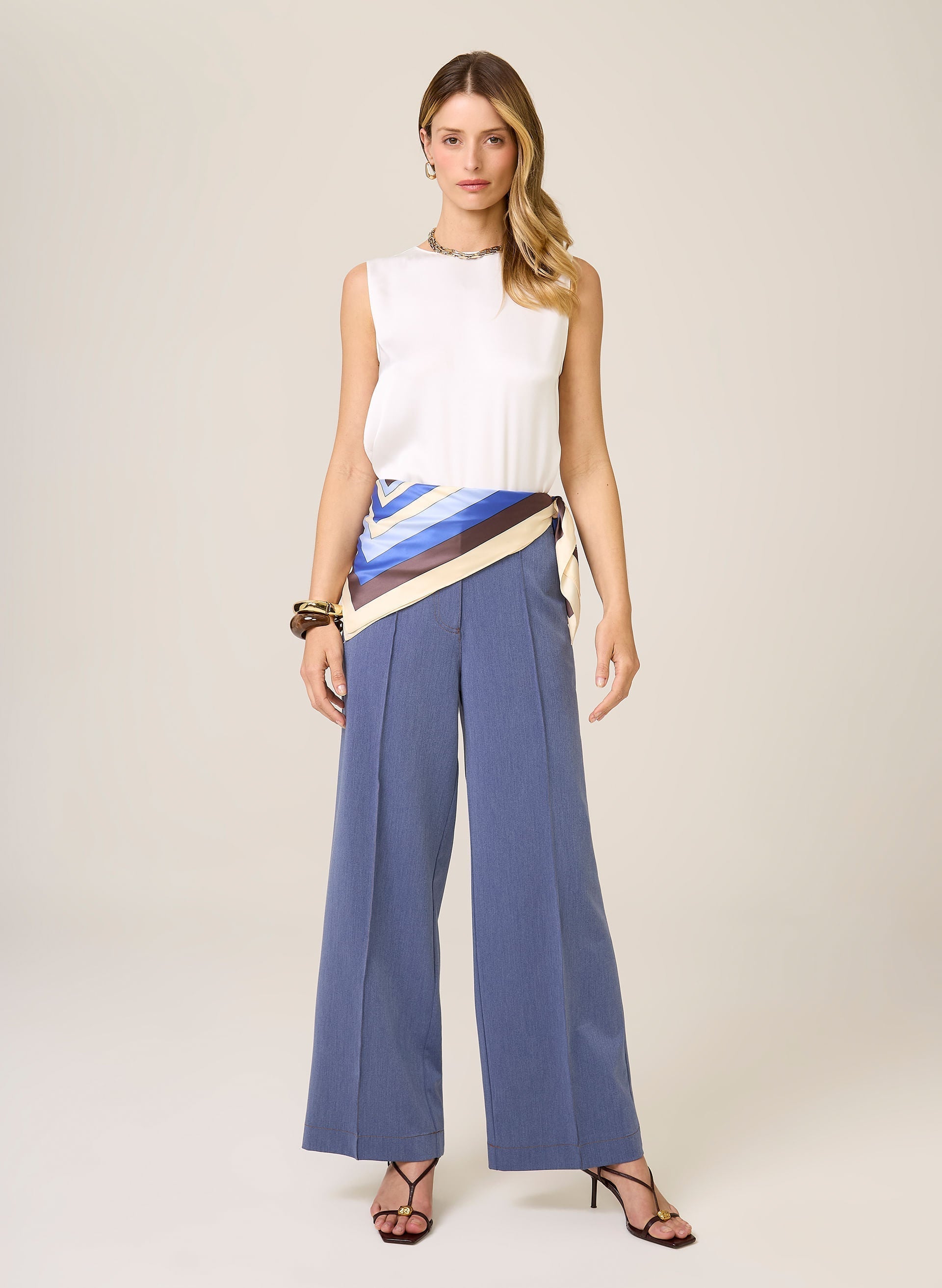 Blusa Reta Sem Manga Aline Feminina Elegante Off White