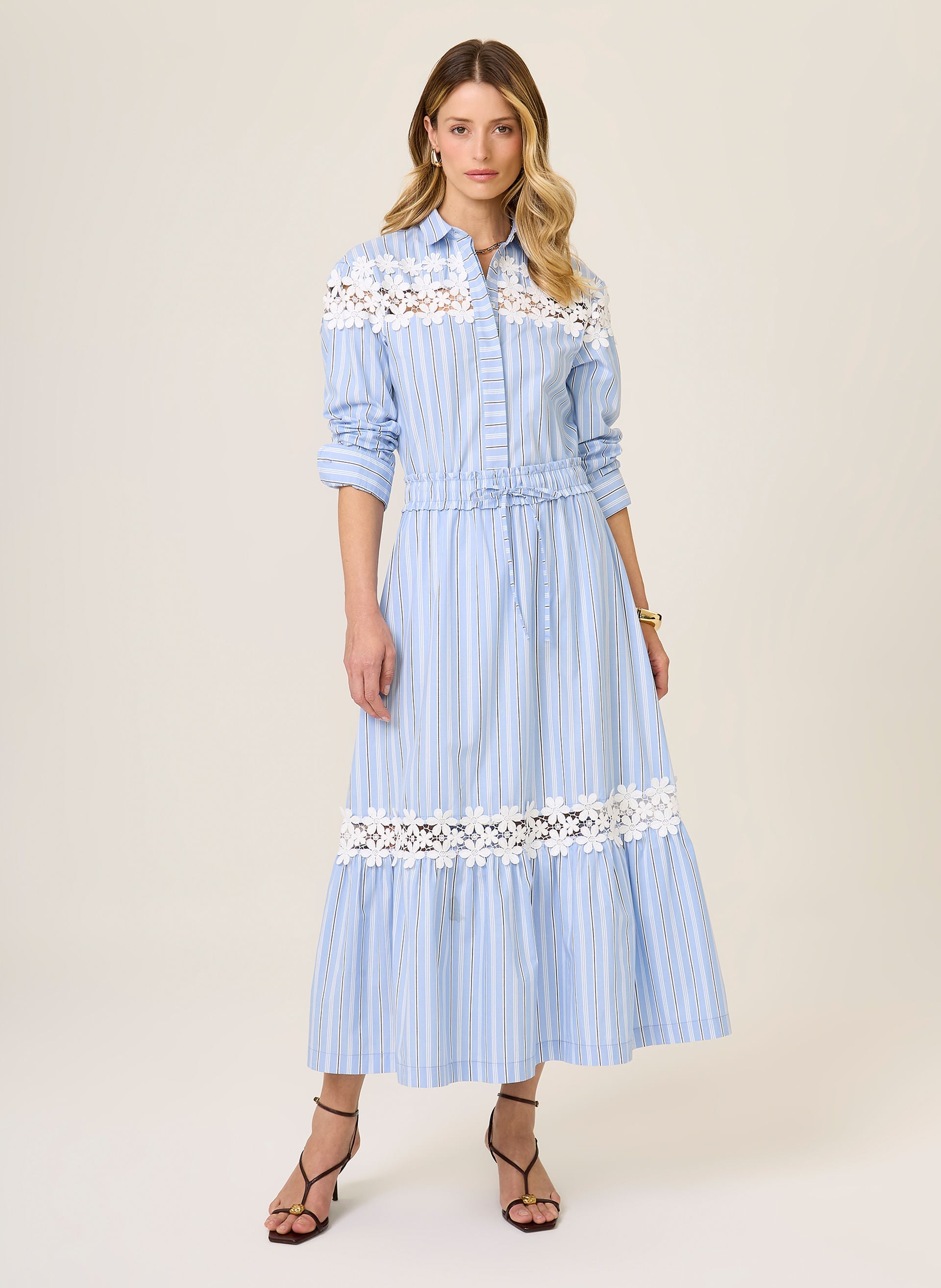 Saia Midi Camadas Listrada Feminina com Renda Detalhada Azul