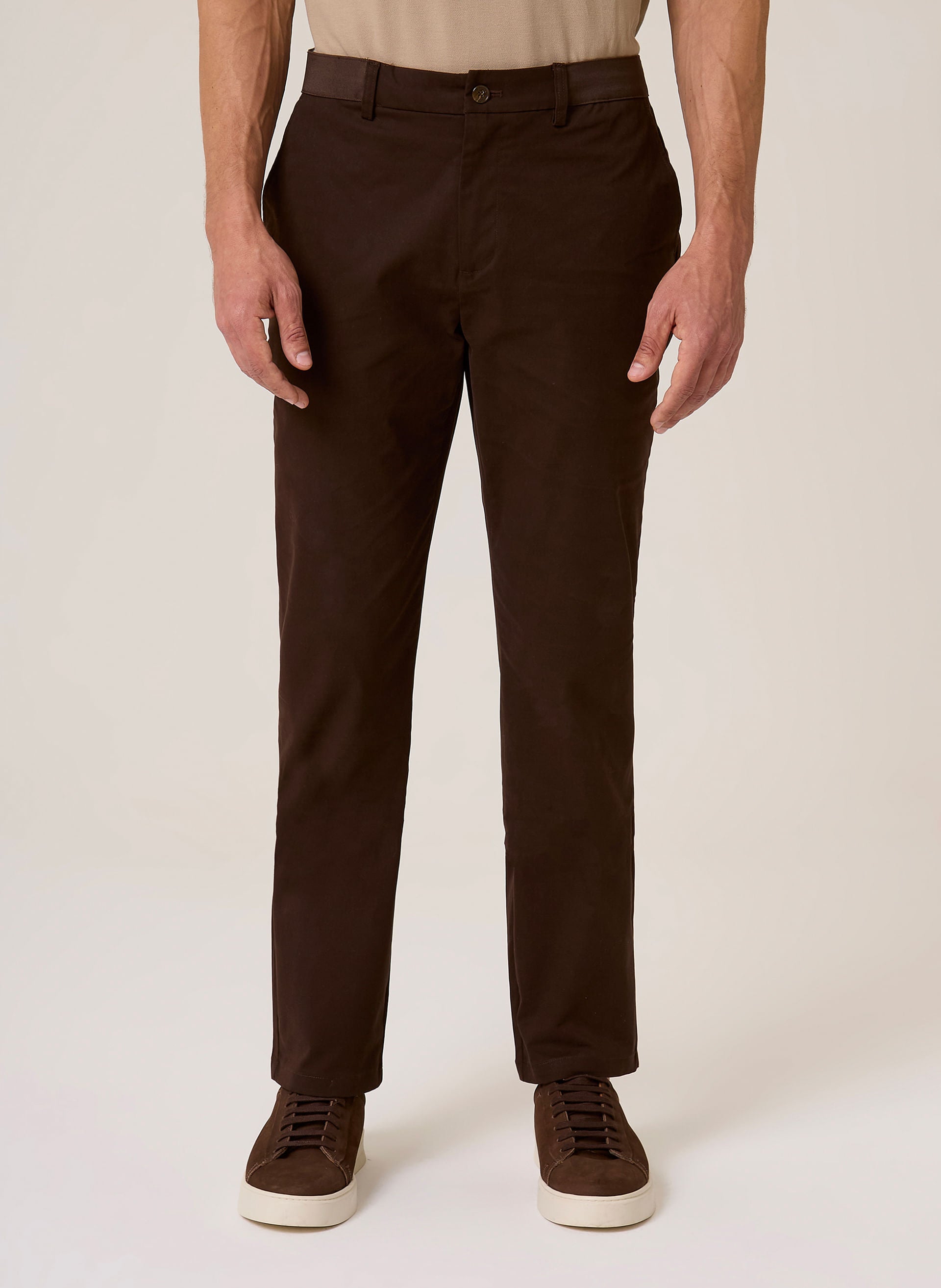Calça Sarja Slim Fit Masculina com Elástico Confortável Marrom