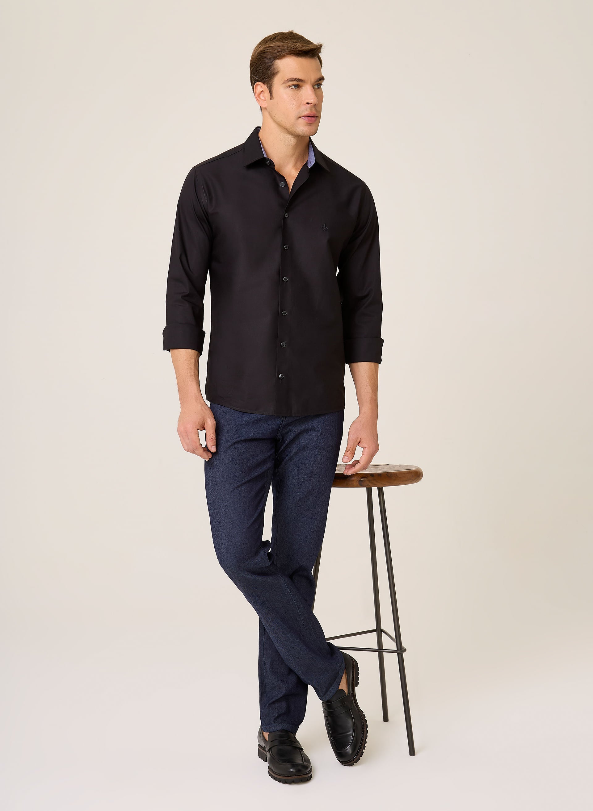 Camisa Slim Fit Lisa Masculina Dudalina Preta Algodão Confortável